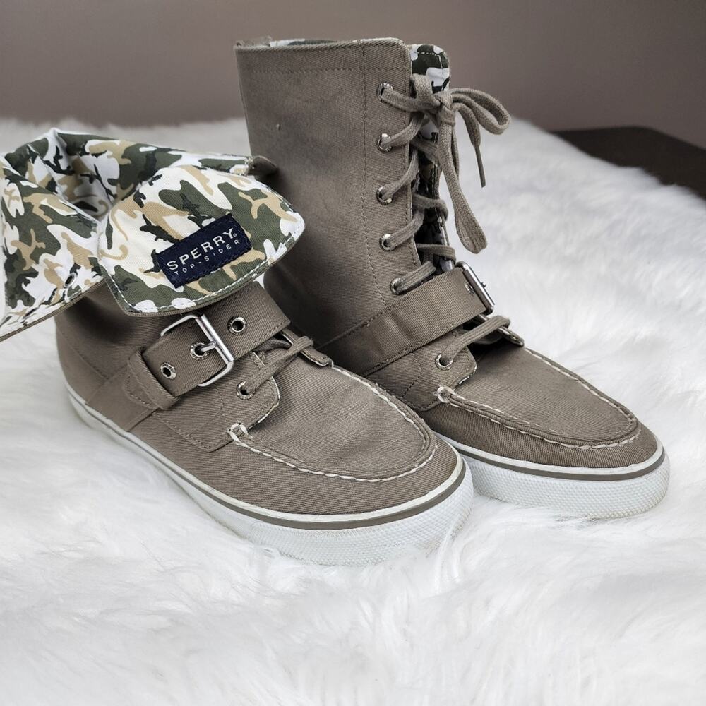 Sperry Top Sider Women's Size 7.5M Beige Camo Fold Over Sneaker